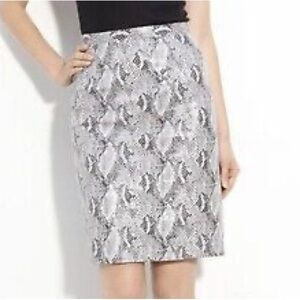 Alice + Olivia Snake Print Pencil Skirt Black & White Size M Medium Snak…